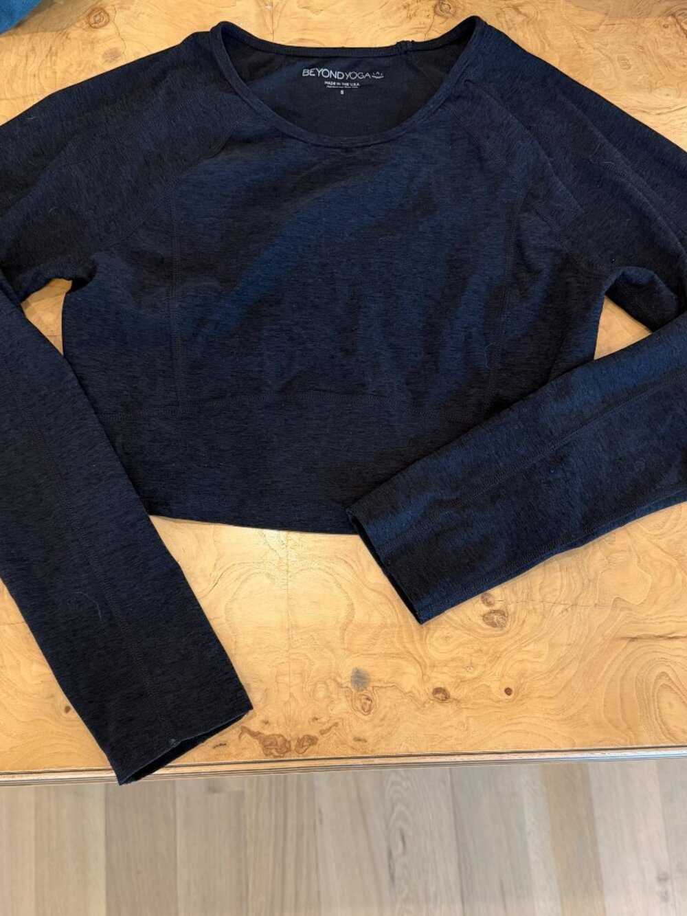Beyond Yoga Black Long Sleeve Cropped Top Size S Athleisure Yoga Gym Layering